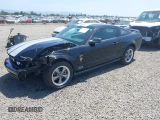 2006 Ford Mustang Standard with VIN 1ZVFT80N065182187, listed as a IAAI auction lot 42453637 with Not provided miles and . Bid and sale history available at DreamBid. Image 2.