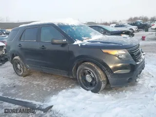 2013 Ford Utility Police Interceptor with VIN 1FM5K8ARXDGA80461, listed as a IAAI auction lot 41390452 with 295,865 mi miles. Bid and sale history available at carsss.com. Image 13.