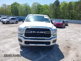 2020 Ram 2500 Tradesman with VIN 3C6UR5CLXLG217797, listed as a IAAI auction lot 41994981 with 209,325 mi miles and . Bid and sale history available at DreamBid. Image 6.