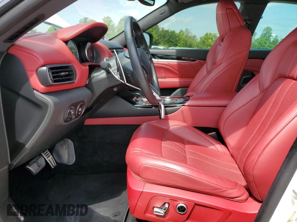 2021 Maserati Levante GranSport with VIN ZN661XUS4MX359617, listed as a Copart auction lot 49903043 with 28,426 mi miles. Bid and sale history available at carsss.com. Image 7.