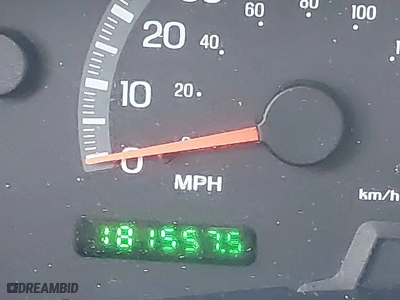 2001 Ford F-150 SuperCrew XLT with VIN 1FTRW08W41KA63428, listed as a IAAI auction lot 41565419 with 181,557 mi miles. Bid and sale history available at carsss.com. Image 15.