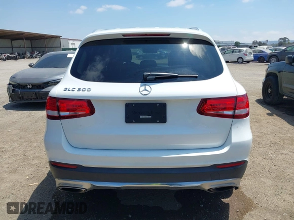 2016 Mercedes-Benz GLC 300 z VIN WDC0G4JB7GF029144, wystawiony jako IAAI lot #42806241 z przebiegiem 75 528 mil mil oraz . Historia ofert i sprzedaży dostępna na DreamBid. Obrazek 16.