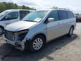 2008 Honda Odyssey EX-L with VIN 5FNRL38668B102716, listed as a IAAI auction lot 41908212 with 221,253 mi miles. Bid and sale history available at carsss.com. Image 2.