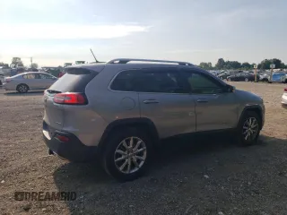 2014 Jeep Cherokee Limited with VIN 1C4PJMDS7EW210615, listed as a Copart auction lot 64308365 with 185,162 mi miles and Clean title. Bid and sale history available at DreamBid. Image 3.