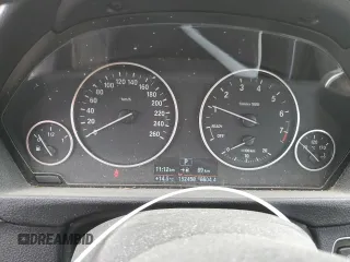 2013 BMW 3 Series 320i xDrive with VIN WBA3C3C59DF981328, listed as a Copart auction lot 57132395 with 152,458 mi miles and Salvage title. Bid and sale history available at DreamBid. Image 9.