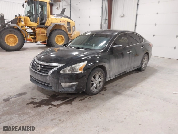 2013 Nissan Altima 2.5 SL with VIN 1N4AL3APXDN410456, listed as a IAAI auction lot 41615039 with 214,643 mi miles. Bid and sale history available at carsss.com. Image 2.