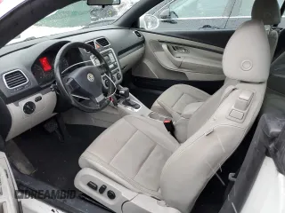 2007 Volkswagen Eos 2.0T with VIN WVWBA71F37V045223, listed as a Copart auction lot 47070825 with 160,406 mi miles and Salvage Title. Bid and sale history available at DreamBid. Image 7.