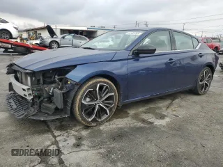 2023 Nissan Altima 2.5 SR with VIN 1N4BL4CV5PN325762, listed as a Copart auction lot 44182265 with 40,488 mi miles and Salvage Title. Bid and sale history available at carsss.com. Image 1.