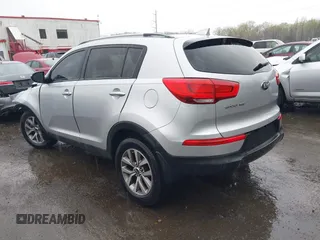 2014 Kia Sportage LX with VIN KNDPB3AC4E7582430, listed as a IAAI auction lot 41947229 with 140,680 mi miles. Bid and sale history available at carsss.com. Image 3.