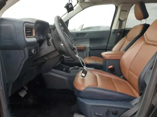 2024 Ford Maverick Lariat z VIN 3FTTW8M35RRA23978, wystawiony jako Copart lot #54610975 z przebiegiem 25 179 mil mil oraz Szkoda całkowita • Salvage title. Historia ofert i sprzedaży dostępna na DreamBid. Obrazek 7.