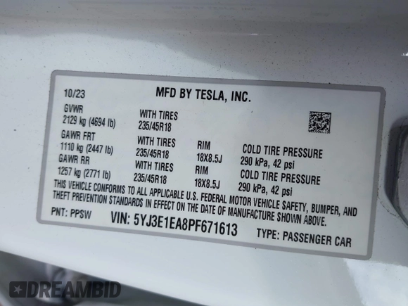 2023 Tesla Model 3 z VIN 5YJ3E1EA8PF671613, wystawiony jako IAAI lot #41737438 z przebiegiem 21 405 mil mil oraz . Historia ofert i sprzedaży dostępna na DreamBid. Obrazek 9.