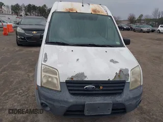 2010 Ford Transit Connect XL z VIN NM0LS7AN4AT016855, wystawiony jako IAAI lot #41872785 z przebiegiem 153 901 mil mil oraz . Historia ofert i sprzedaży dostępna na DreamBid. Obrazek 6.