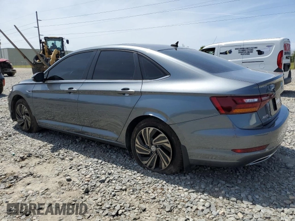 2019 Volkswagen Jetta SEL Premium с VIN 3VWGB7BU8KM133538, выставлен на аукционе Copart как лот 50101564 с пробегом 53 901 миль миль и Списание • Salvage title. История ставок и продаж доступна на DreamBid. Изображение 2.