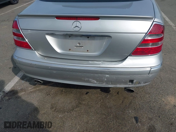 2003 Mercedes-Benz E 320 with VIN WDBUF65J73A287337, listed as a IAAI auction lot 42119803 with 169,238 mi miles and . Bid and sale history available at DreamBid. Image 6.