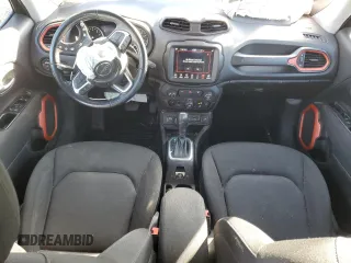 2020 Jeep Renegade North Edition with VIN ZACNJBAB0LPL57205, listed as a Copart auction lot 43840375 with 28,249 mi miles and Salvage title. Bid and sale history available at DreamBid. Image 8.