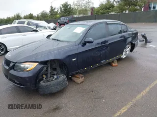 2007 BMW 3 Series 328i with VIN WBAVC53537FZ80622, listed as a IAAI auction lot 41923438 with 112,954 mi miles and . Bid and sale history available at carsss.com. Image 18.