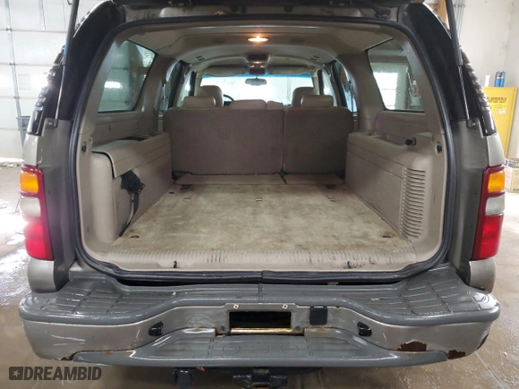 2003 Chevrolet Suburban LT with VIN 1GNFK16Z23R137075, listed as a Copart auction lot 46408225 with 0 mi miles and Salvage Title. Bid and sale history available at carsss.com. Image 6.