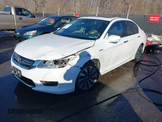 2014 Honda Accord Touring with VIN 1HGCR6F7XEA003663, listed as a IAAI auction lot 41327750 with 162,513 mi miles and . Bid and sale history available at DreamBid. Image 18.
