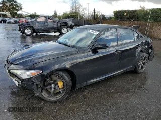 2018 Alfa Romeo Giulia Ti with VIN ZARFAECN8J7589583, listed as a Copart auction lot 49462965 with 52,747 mi miles and Salvage title. Bid and sale history available at DreamBid. Image 1.