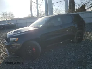 2020 Jeep Grand Cherokee SRT with VIN 1C4RJFDJ1LC195328, listed as a Copart auction lot 48209215 with 41,504 mi miles and Salvage title. Bid and sale history available at DreamBid. Image 1.
