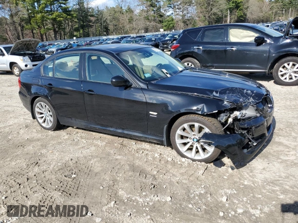 2011 BMW 3 Series 328i xDrive with VIN WBAPK5G50BNN80781, listed as a Copart auction lot 54330425 with 105,386 mi miles and Clean Title. Bid and sale history available at carsss.com. Image 4.