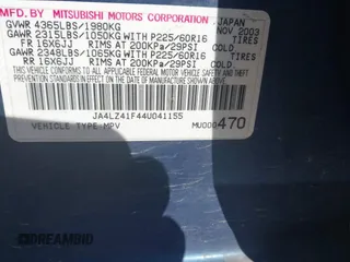 2004 Mitsubishi Outlander z VIN JA4LZ41F44U041155, wystawiony jako IAAI lot #42271924 z przebiegiem 178 492 mil mil oraz . Historia ofert i sprzedaży dostępna na DreamBid. Obrazek 9.