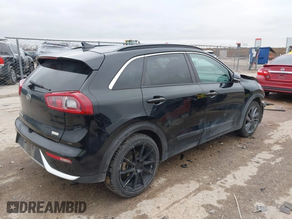 2017 Kia Niro Touring Launch Edition with VIN KNDCC3LC2H5078662, listed as a IAAI auction lot 41527692 with 100,269 mi miles. Bid and sale history available at carsss.com. Image 4.