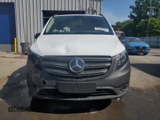 2023 Mercedes-Benz Metris Cargo with VIN W1YV0BEY4P4294467, listed as a Copart auction lot 62260725 with Not provided miles and Salvage title. Bid and sale history available at DreamBid. Image 5.