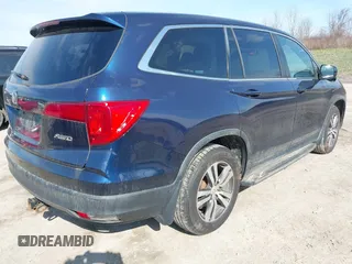 2016 Honda Pilot EX-L with VIN 5FNYF6H5XGB044930, listed as a IAAI auction lot 42030300 with 247,598 mi miles. Bid and sale history available at carsss.com. Image 4.
