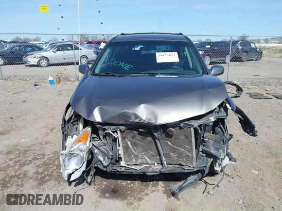 2007 Pontiac Vibe with VIN 5Y2SL65817Z430269, listed as a IAAI auction lot 39173613 with 0 mi miles. Bid and sale history available at carsss.com. Image 6.