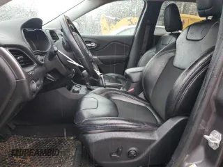 2020 Jeep Cherokee Latitude Plus with VIN 1C4PJMLB2LD539622, listed as a Copart auction lot 49090255 with 73,023 mi miles and Salvage Title. Bid and sale history available at DreamBid. Image 7.