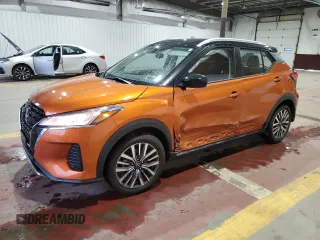 2024 Nissan Kicks SV z VIN 3N1CP5CV7RL509969, wystawiony jako Copart lot #56158145 z przebiegiem 3 636 mil mil oraz Szkoda całkowita • Salvage title. Historia ofert i sprzedaży dostępna na DreamBid. Obrazek 1.