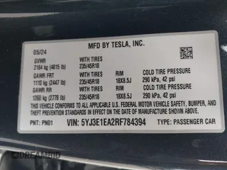 2024 Tesla Model 3 z VIN 5YJ3E1EA2RF784394, wystawiony jako IAAI lot #42034036 z przebiegiem 14 594 mil mil oraz . Historia ofert i sprzedaży dostępna na DreamBid. Obrazek 9.
