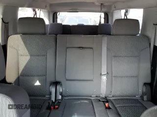 2017 Chevrolet Suburban LS z VIN 1GNSCGEC2HR133255, wystawiony jako Copart lot #60613875 z przebiegiem 212 868 mil mil oraz Czysty tytuł • Clean title. Historia ofert i sprzedaży dostępna na DreamBid. Obrazek 10.