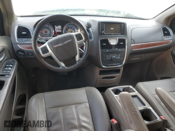 2015 Chrysler Town & Country Touring with VIN 2C4RC1BG4FR726022, listed as a Copart auction lot 50400675 with 231,821 mi miles and Salvage Title. Bid and sale history available at carsss.com. Image 8.