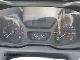 2018 Ford Transit z VIN 1FTYR1ZM2JKA64616, wystawiony jako IAAI lot #42416596 z przebiegiem Nie podano mil oraz . Historia ofert i sprzedaży dostępna na DreamBid. Obrazek 7.