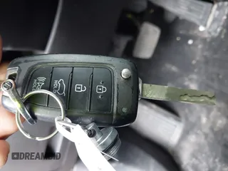 2019 Hyundai Santa Fe SE z VIN 5NMS23AD2KH014037, wystawiony jako IAAI lot #42110778 z przebiegiem 48 975 mil mil oraz . Historia ofert i sprzedaży dostępna na DreamBid. Obrazek 11.