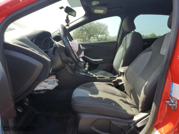 2017 Ford Focus ST with VIN 1FADP3L95HL333884, listed as a Copart auction lot 51368635 with 92,350 mi miles and Salvage Title. Bid and sale history available at carsss.com. Image 7.