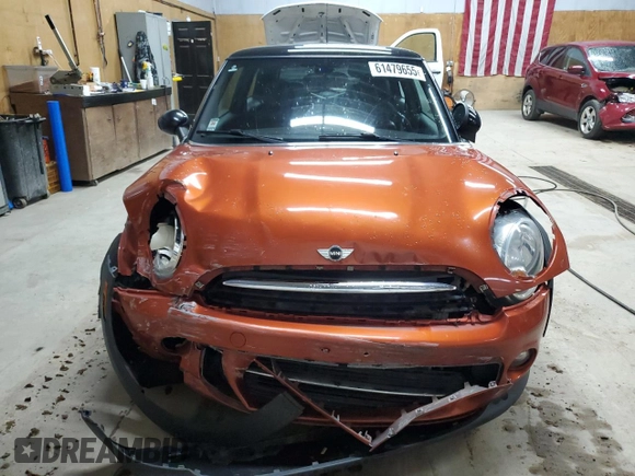 2011 MINI Hardtop with VIN WMWSU3C54BT183715, listed as a Copart auction lot 61479655 with 151,657 mi miles and Clean title. Bid and sale history available at DreamBid. Image 5.