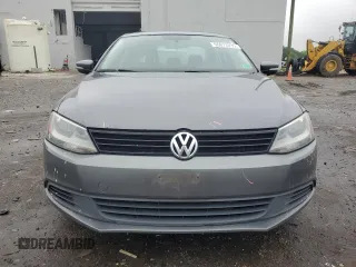 2012 Volkswagen Jetta SE with VIN 3VWDX7AJ0CM408784, listed as a Copart auction lot 56673235 with 203,203 mi miles and Salvage title. Bid and sale history available at DreamBid. Image 5.