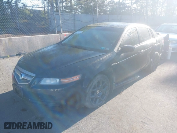 2005 Acura TL with VIN 19UUA66275A040475, listed as a IAAI auction lot 39371688 with 1 mi miles. Bid and sale history available at carsss.com. Image 2.