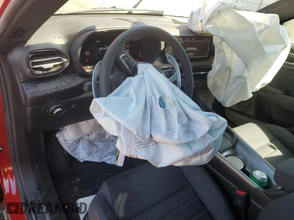 2024 Dodge Hornet R/T z VIN ZACPDFCW7R3A17916, wystawiony jako Copart lot #64231424 z przebiegiem 9 531 mil mil oraz Nie do naprawy • Non repairable. Historia ofert i sprzedaży dostępna na DreamBid. Obrazek 8.