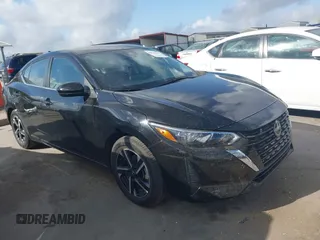 2025 Nissan Sentra SV с VIN 3N1AB8CV5SY249233, выставлен на аукционе IAAI как лот 42837183 с пробегом 22 292 миль миль и . История ставок и продаж доступна на DreamBid. Изображение 1.