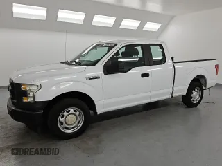 2017 Ford F-150 XL z VIN 1FTEX1CF8HKC50013, wystawiony jako Copart lot #61032315 z przebiegiem 126 348 mil mil oraz Czysty tytuł • Clean title. Historia ofert i sprzedaży dostępna na DreamBid. Obrazek 1.