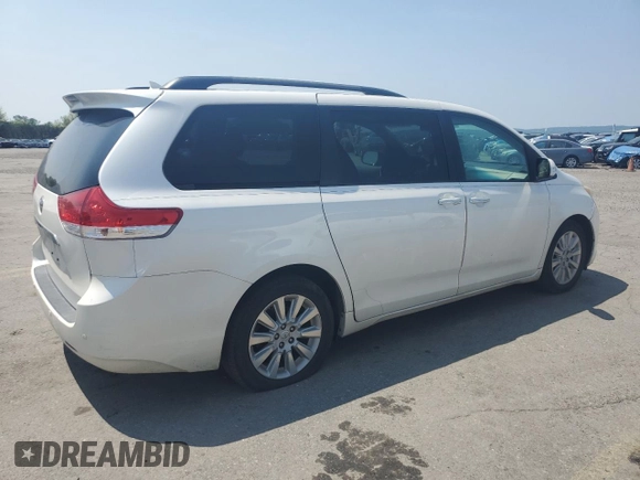 2013 Toyota Sienna XLE with VIN 5TDDK3DC1DS054265, listed as a Copart auction lot 59713835 with 206,197 mi miles and Salvage title. Bid and sale history available at DreamBid. Image 3.