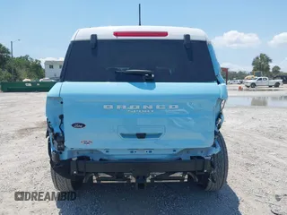 2024 Ford Bronco Sport Heritage с VIN 3FMCR9G65RRF35612, выставлен на аукционе IAAI как лот 42307634 с пробегом 2 133 миль миль и . История ставок и продаж доступна на DreamBid. Изображение 17.