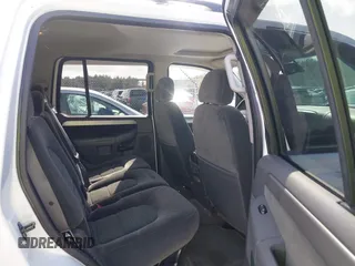 2003 Ford Explorer z VIN 1FMZU83WX3UC54608, wystawiony jako IAAI lot #41995816 z przebiegiem 48 434 mil mil oraz . Historia ofert i sprzedaży dostępna na DreamBid. Obrazek 8.