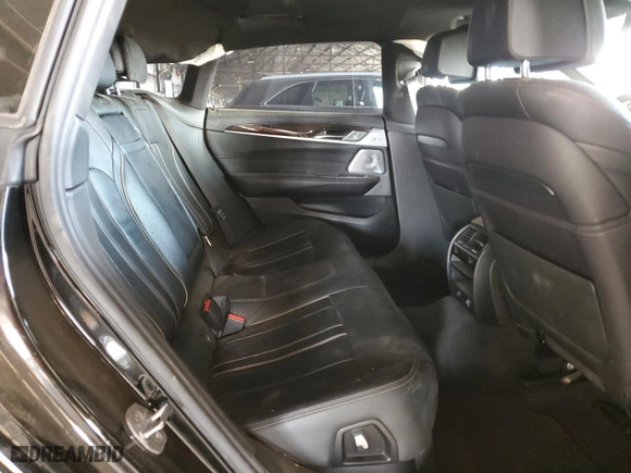 2018 BMW 6 Series 640i xDrive with VIN WBAJV6C58JBC99775, listed as a Copart auction lot 85780364 with 0 mi miles and Salvage Title. Bid and sale history available at carsss.com. Image 11.
