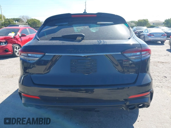 2023 Maserati Levante z VIN ZN661YUM3PX429958, wystawiony jako IAAI lot #41844196 z przebiegiem 19 878 mil mil oraz . Historia ofert i sprzedaży dostępna na DreamBid. Obrazek 17.