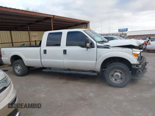 2016 Ford F-250 Lariat z VIN 1FT7W2B66GEA23094, wystawiony jako IAAI lot #41825538 z przebiegiem 193 510 mil mil oraz . Historia ofert i sprzedaży dostępna na DreamBid. Obrazek 14.